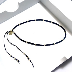 Bransoletka ze szkła japońskiego na nogę kostkę czarno-złota matowa II 