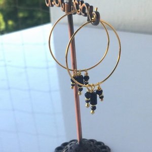 Kolczyki koła na haczyk spinel i onyks 29,5 mm złoto 