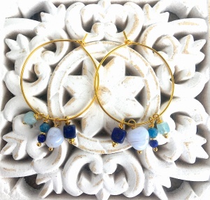 Kolczyki koła na haczyk akwamaryn, chalcedon lapis złoto