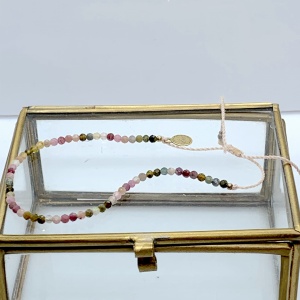 Bransoletka Naturalność turmaliny 2 mm pozłacana 