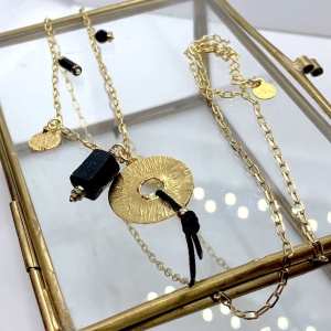 Naszyjnik grubszy blaszka z dziurką  czarny turmalin onyks 70cm pozłacany