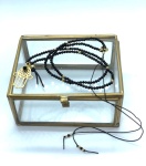 Naszyjnik Naturalność czarny turmalin Hamsa Dłoń Fatimy 15x20 mm  pozłacany 