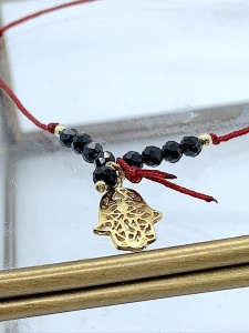 Bransoletka Naturalność czarny turmalin zawieszka Hamsa Dłoń Fatimy niteczka  złocona 
