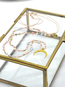Naszyjnik Naturalność  morganit opal topaz Księżyc Luna złocona